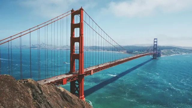 California – Coast & Culture San Francisco's Golden Gate, LA's Hollywood and Yosemite's waterfalls. Coastal drives on Highway 1 and Napa Valley wine routes.