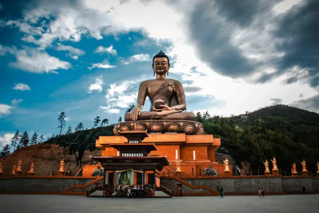 Craft markets, Buddha Dordenma statue, and dzongs. Join us for an archery match with locals!